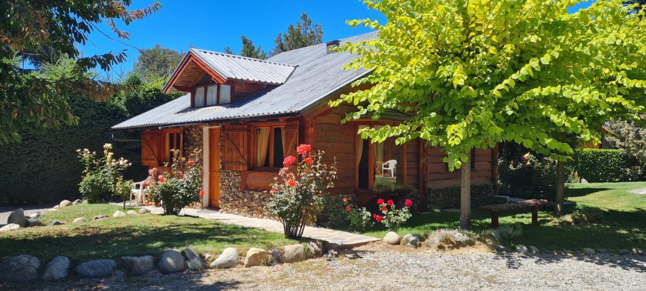 El Aguila Aparthotel Bariloche Buitenkant foto