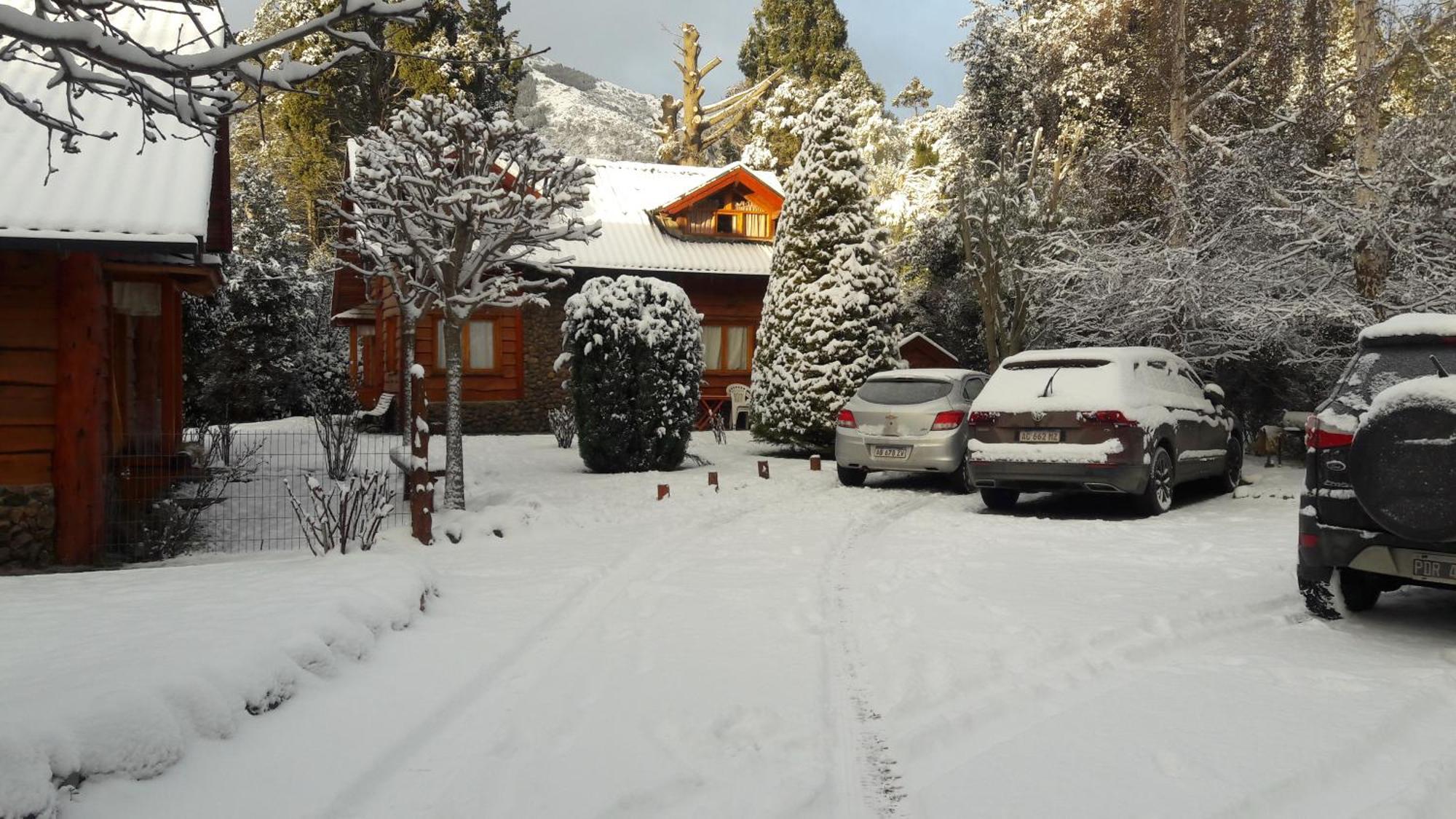 El Aguila Aparthotel Bariloche Buitenkant foto
