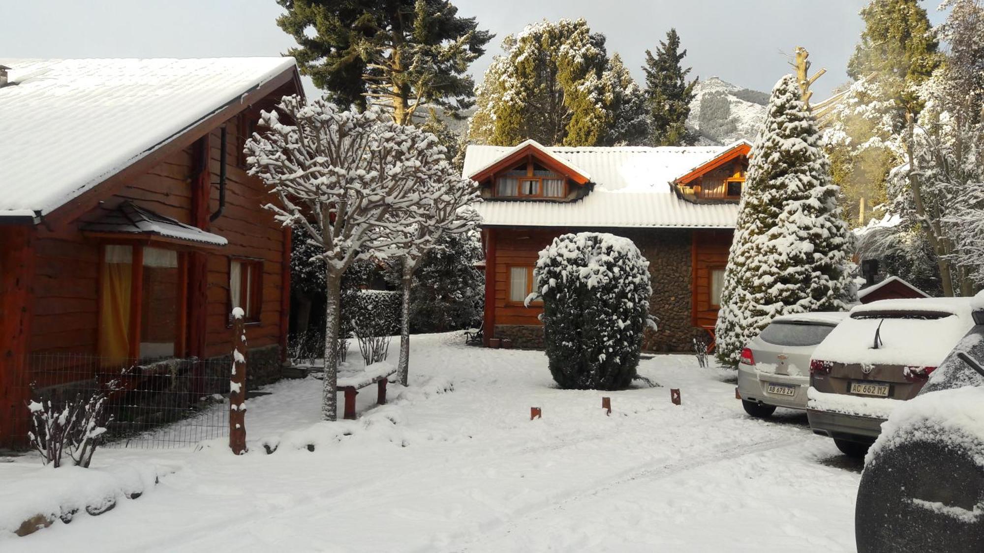 El Aguila Aparthotel Bariloche Buitenkant foto