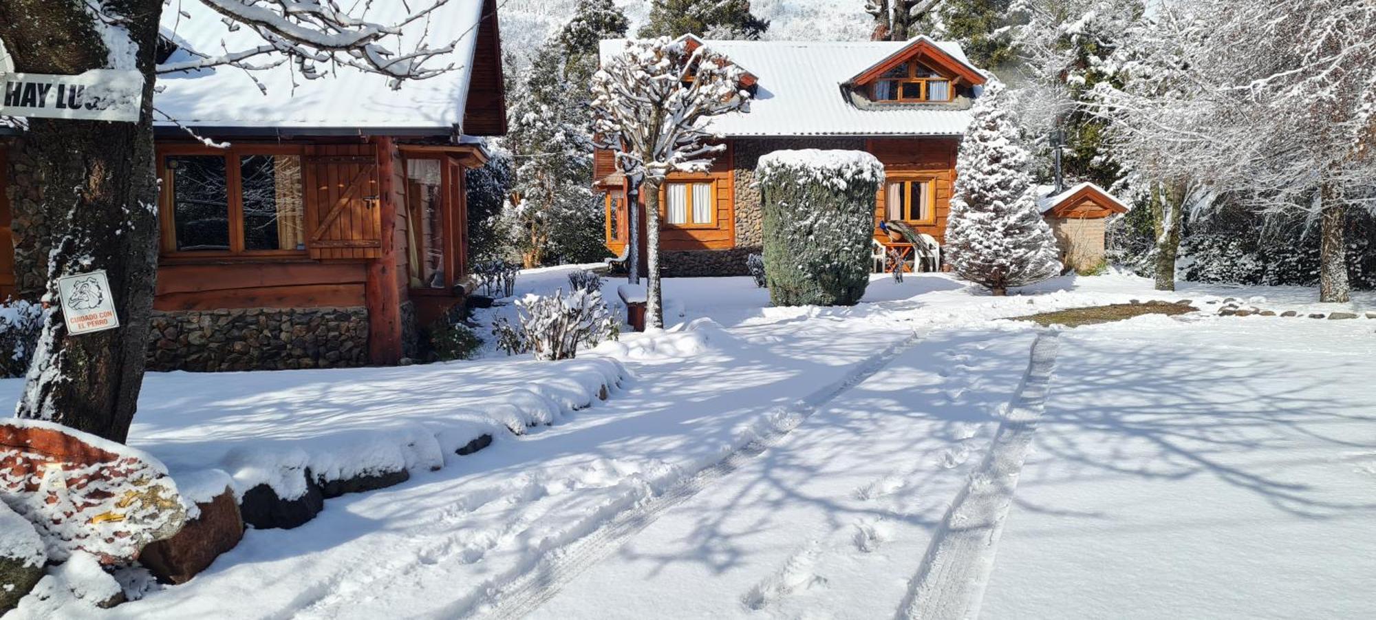 El Aguila Aparthotel Bariloche Buitenkant foto